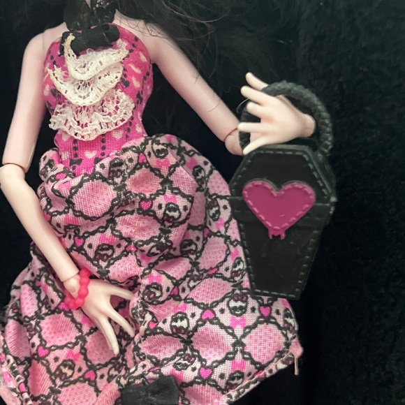 Vintage Monster High, Draculora G1, from Dot dead gorgeous also includes tiara - Picture 7 of 10